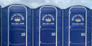 Best Deluxe Portable Toilet Rental  in Villa Park, CA